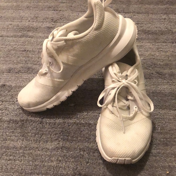 Reebok Shoes - Reebok tennis shoes